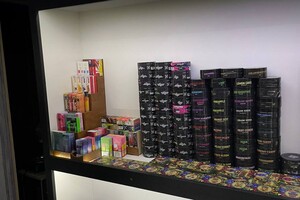 В Одессе конфисковали электронные сигареты на четыре миллиона гривен
