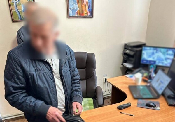 Работник музея "помогал" разместить МАФы на территории Мемориала героической обороны Одессы