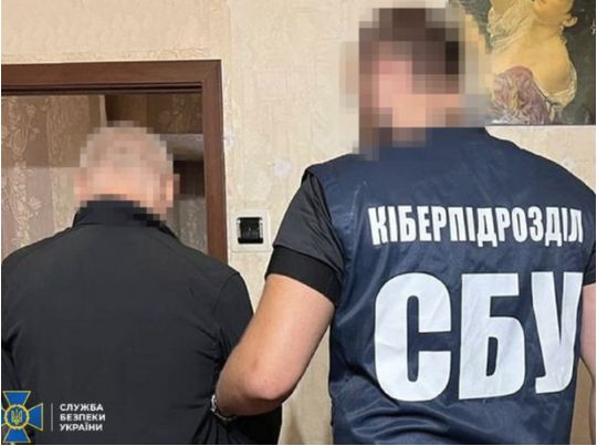 Збирали компромат на військових ЗСУ та коригували ворожі удари по Харкову: СБУ знешкодила агентурну мережу росіян