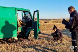 В Одесской области мужчина в военной форме взорвал гранату в авто: есть пострадавший (обновлено)