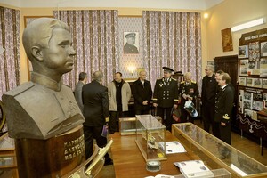 Скончался многолетний начальник одесской "мореходки" Александр Сабуров
