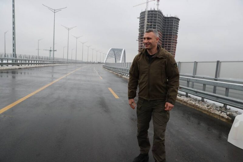 У&nbsp;Києві відкрили рекордний за&nbsp;довжиною міст, але не&nbsp;всі мешканці столиці зможуть ним скористатися (фото)