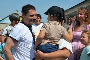 Более двух лет в плену: в Одесскую область вернулись четверо защитников Змеиного Более двух лет в плену: в Одесскую область вернулись четверо защитников Змеиного