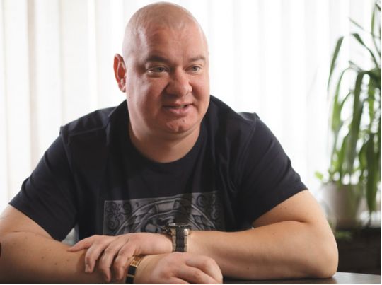 Досить одного! Друга Зеленскього Кошового тонко потролили на пошті