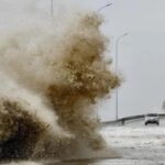 Разрушительный тайфун «Гаэми» теперь в Китае