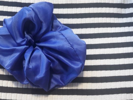 Смужка в одязі: стилісти пропонують нові варіанти