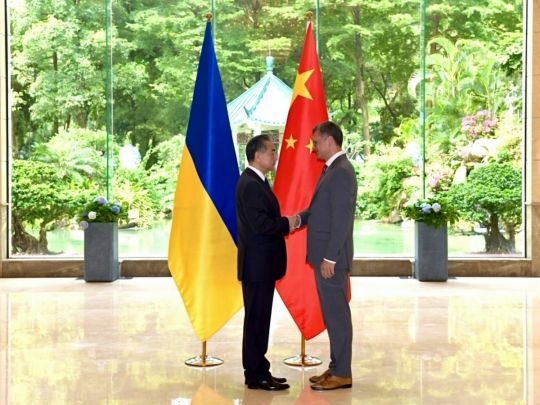 «Такої готовності не спостерігається»: чим закінчилися переговори Кулеби з главою МЗС Китаю Ван Ї