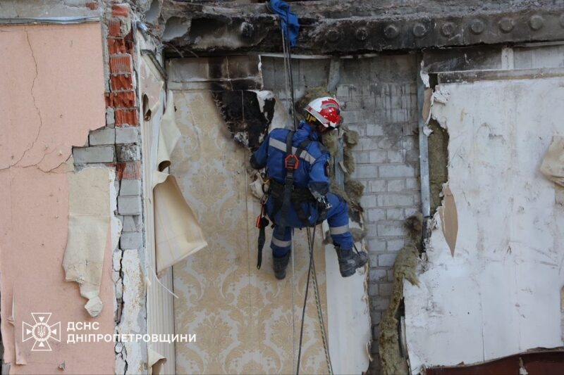 Удар по&nbsp;Дніпру: кількість жертв російської атаки збільшилася (фото)