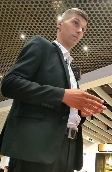 &laquo;Ваші нагадування людям не&nbsp;допоможуть&raquo;: ЦУМ Ахметова потрапив у&nbsp;скандал через таблички для військовополонених