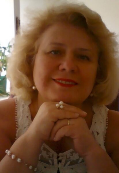 &laquo;Європейська знать довго не&nbsp;володіла яблучним секретом, який інтуїтивно використовували селяни&raquo;,&nbsp;&mdash; колекціонерка фарфору Людмила Карпінська-Романюк