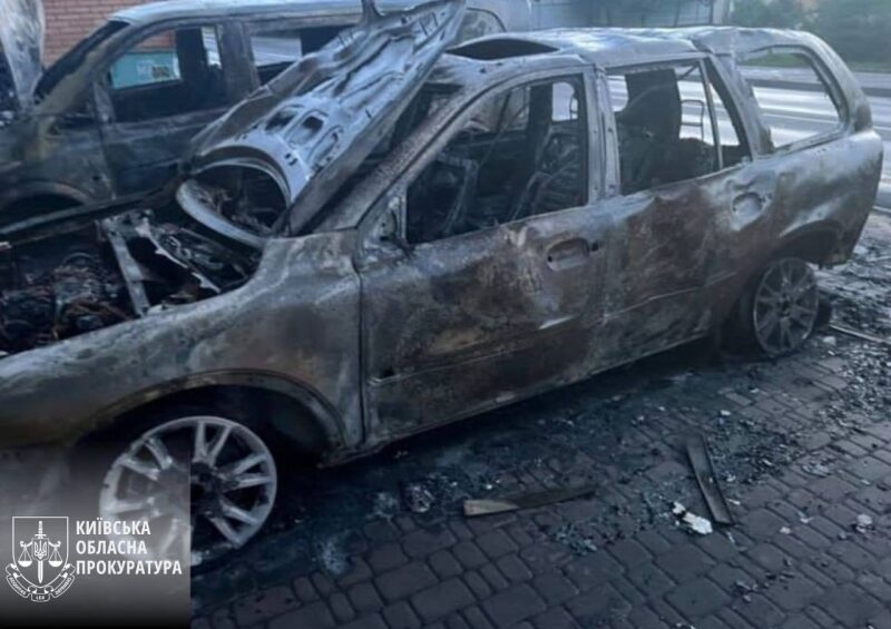 Зазіхнули на&nbsp;&laquo;легкі&raquo; гроші: під Києвом пара черкасців за&nbsp;завданням росіян спалила автомобілі військових та&nbsp;волонтерів