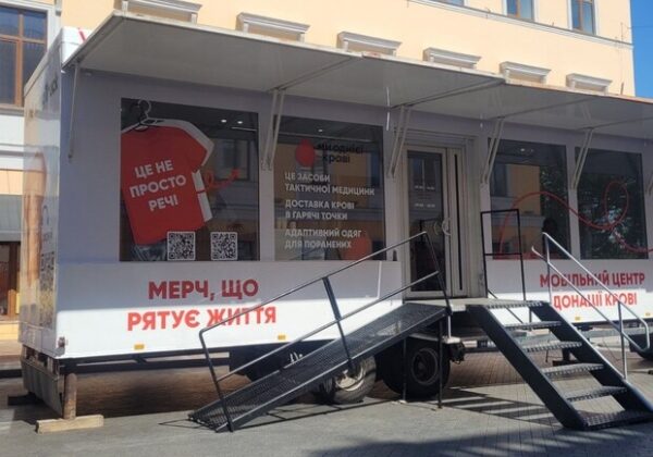В Одессе работала мобильная станция донации: собирали кровь для бойцов и гражданских