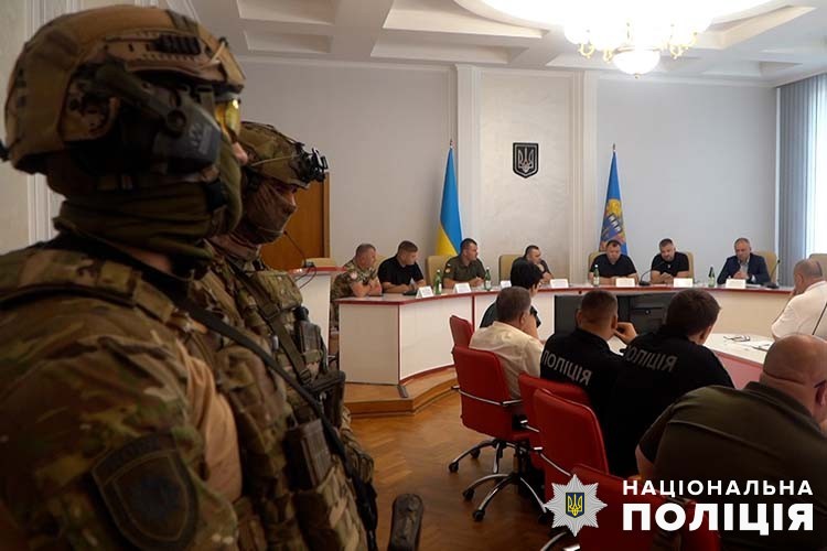Викрадали та вимагали «викуп»: на Тернопільщині заарештовано банду співробітників ТЦК (фото)