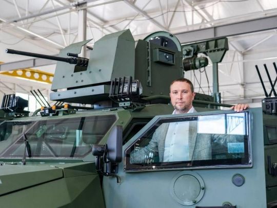 «Виробникам озброєння заморожують значні обігові кошти через курс валют», — гендиректор «Української бронетехніки» Бельбас