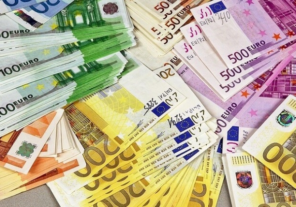 Курс валют в Украине 26 сентября 2024: сколько стоит доллар и евро