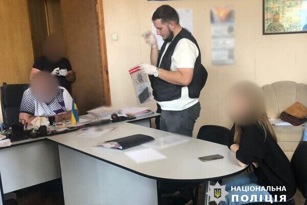 В Одессе директор одного из профессиональных колледжей попался на взятке