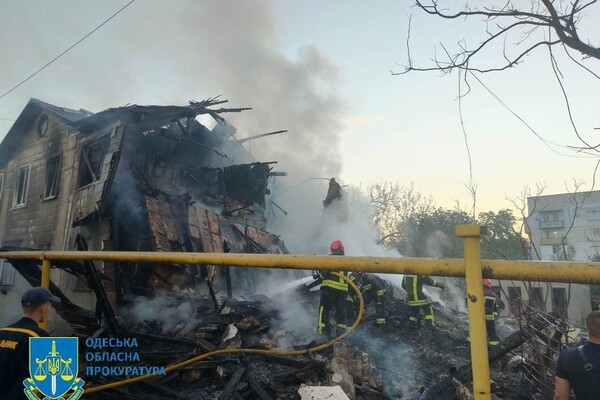 Ночью "шахеды" атаковали Измаил Одесской области: погибли три человека, 14 пострадали (обновлено)