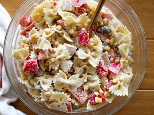 Салат з&nbsp;макаронів з&nbsp;куркою: можна тим, хто худне