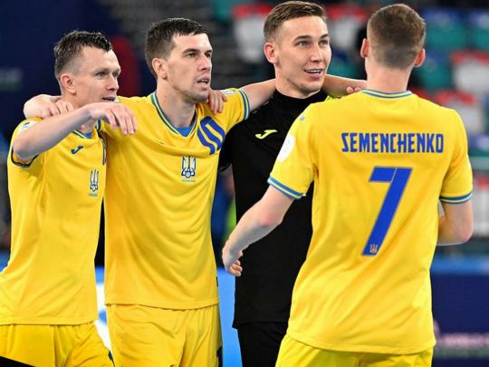 Україна у&nbsp;&laquo;перестрілці&raquo; з&nbsp;13 голами перемогла Венесуелу і&nbsp;через 28 років вийшла до&nbsp;півфіналу&nbsp;ЧС з&nbsp;футзалу: відеоогляд матчу