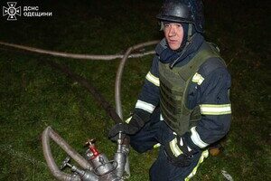 В Одессе произошел мощный пожар: горело складское здание