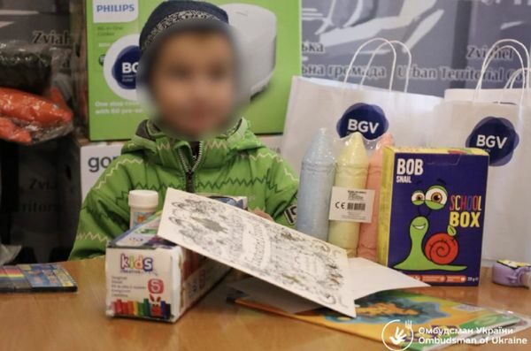 Маленькі українці повернулись додому: на&nbsp;Батьківщину прибули ще&nbsp;шестеро вивезених окупантами дітей