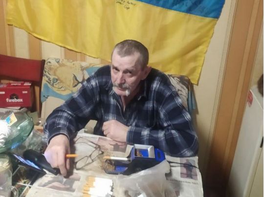 Машинка для набивання гільз не витримує: пенсіонер з Полтавщини налагодив удома виробництво «товарів спецпризначення» для бійців ЗСУ