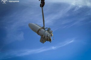 Вечером РФ нанесла ракетный удар по пожарной части в Одессе: ранены спасатели (обновлено)