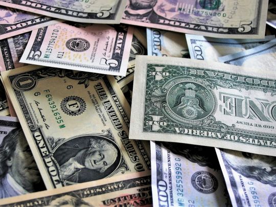 Яким буде курс долара у сезон свят та знижок: банкір зробив прогноз