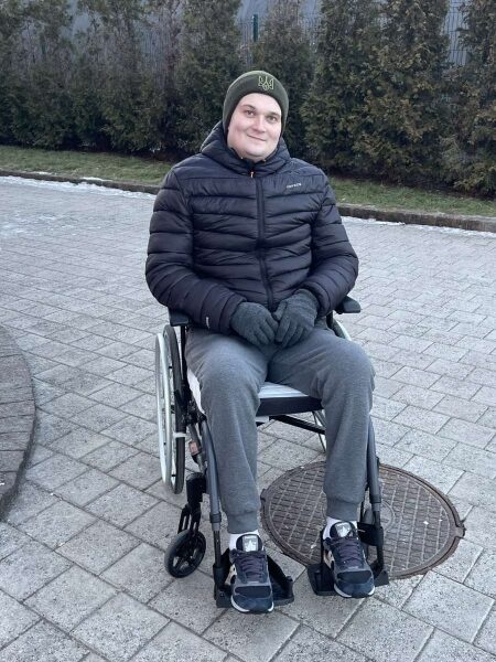 &laquo;Я&nbsp;вже брав до&nbsp;рук автомат, щоб застрелитись&raquo;: боєць ЗСУ про евакуацію мінним полем та&nbsp;кулю снайпера у&nbsp;грудях