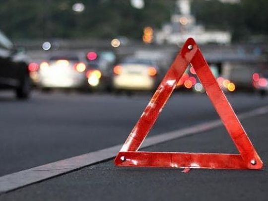 У Києві на Теремках автобус протаранив кілька авто і вилетів на тротуар, є жертви