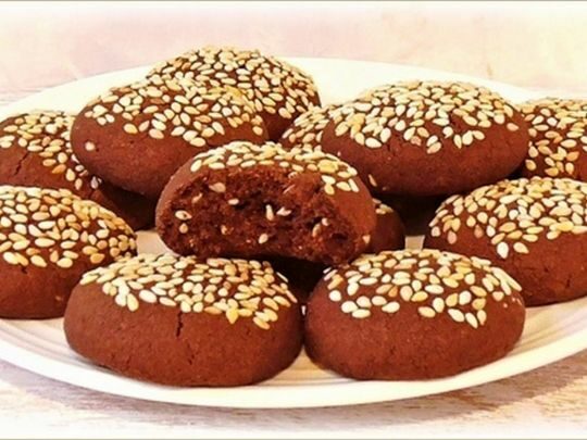 Шоколадне печиво з&nbsp;кунжутом та&nbsp;маком: оригінально та&nbsp;смачно
