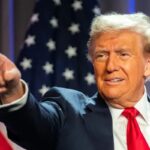 Трамп пригрозил 100% тарифами странам БРИКС в случае попытки заменить доллар