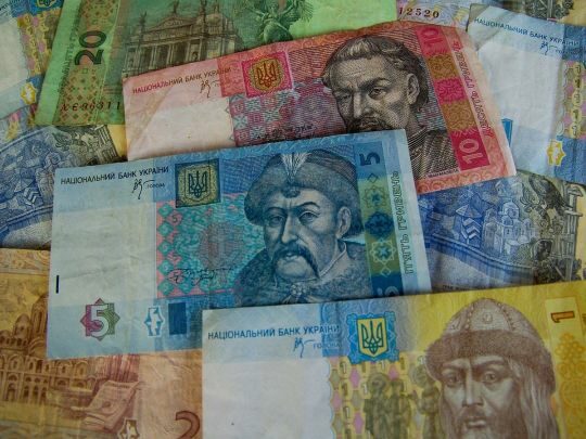 З&nbsp;рахунків пенсіонерів можуть списати гроші: кого стосується рішення, яке ухвалив уряд