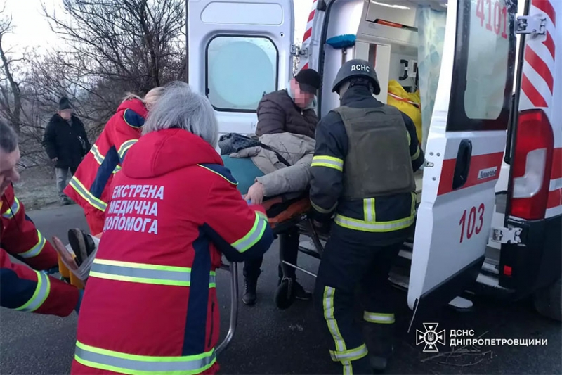 На Дніпропетровщині трапилася ДТП з автобусом: багато постраждалих