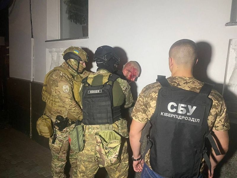 Плював у військових, заперечував збройну агресію рф: скандальний тренер і блогер з Полтави отримав тюремний термін