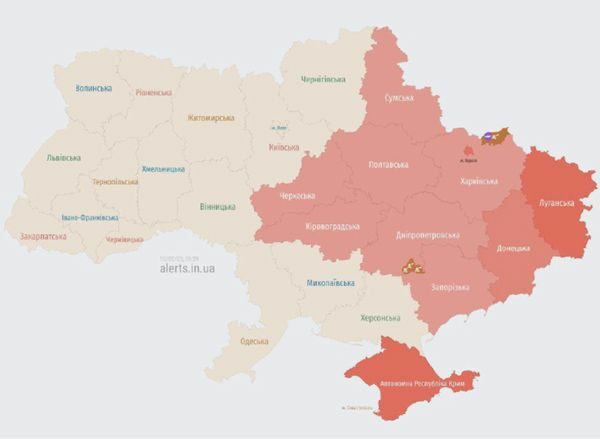 Україну атакували ворожі дрони: де&nbsp;зафіксовано вибухи та&nbsp;влучання