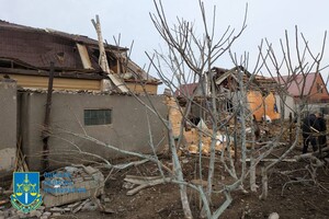 Пожар, повреждения домов и пострадавший: последствия ночного обстрела Одесской области (обновлено)