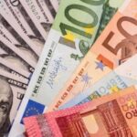Курс валют в Украине 29 марта 2025: сколько стоит доллар и евро