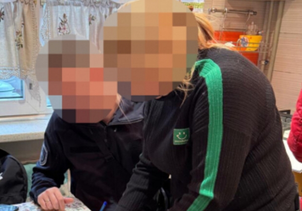Правоохранительница из Одесской области снимала с учета и переправляла за границу мужчин