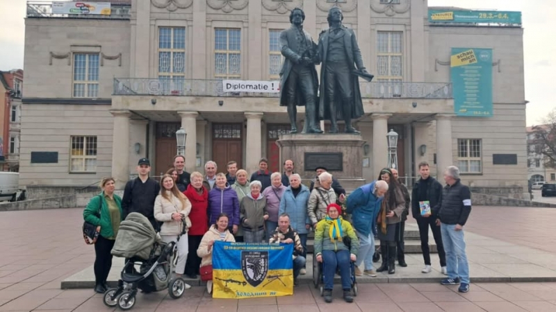 «Ми живемо з тінню загибелі за плечима. Думаю, депресії та неврози у нас ще попереду», — письменниця Тамара Горіха Зерня про хаос в Україні й світі