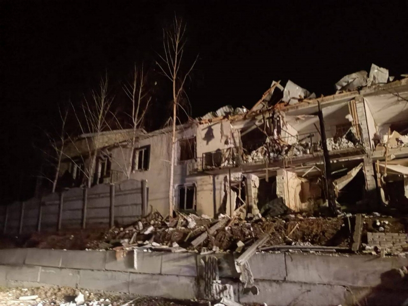 Після дзвінка Трампа: дві лікарні пошкоджено на Сумщині внаслідок масованої атаки дронів (фото, відео)