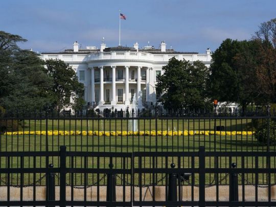 Таємний чат команди Трампа у Signal: журналіст випадково став членом групи планування США удару по Ємену