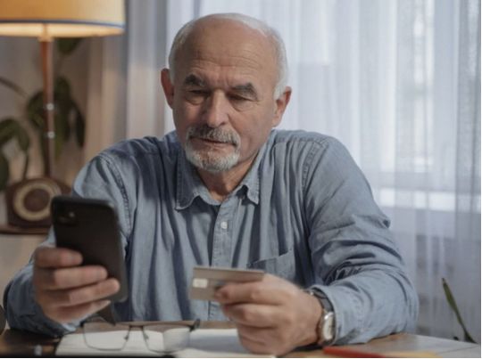 Збільшення заробітної плати не матиме впливу: в ПФУ назвали особливості індексації пенсій у квітні