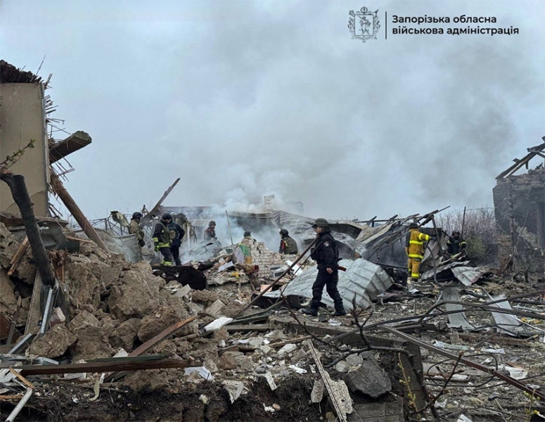 Ворог вночі атакував мирні міста і села України: є вбиті та поранені