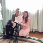 «Хіба може бути щасливою дівчина, яка виходить заміж за інваліда?»: герой «ФАКТІВ» Володимир Малуха зі складною формою ДЦП одружився