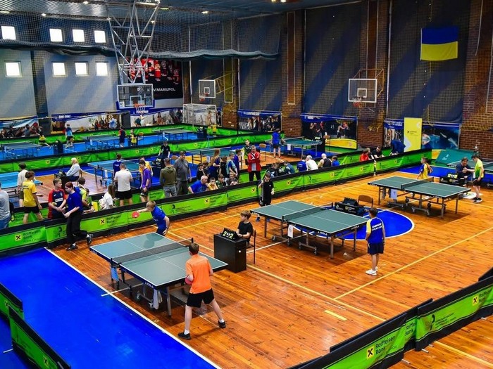 Спорт, що об’єднує: понад 150 юних спортсменів зібралися на турнір настільного тенісу Raif Kids Cup