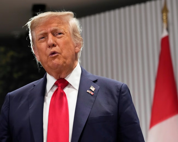 Трамп открыто работает в пользу России