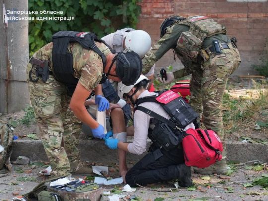 Під ударом — знову ТЦК: росіяни повторно атакували Харків «Шахедами» та вдарили по Запоріжжю (фото, відео)