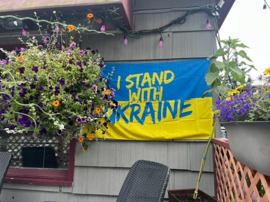 У&nbsp;США неспокійно: перед самітом Трампа і&nbsp;путіна на&nbsp;Алясці спалахнув мітинг на&nbsp;підтримку України