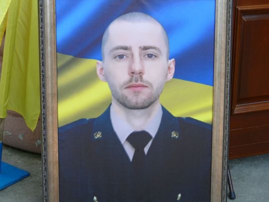 Втратив батьків&nbsp;&mdash; став захисником: на&nbsp;Прикарпатті вшанували пам&rsquo;ять героя, який не&nbsp;переніс важкого поранення